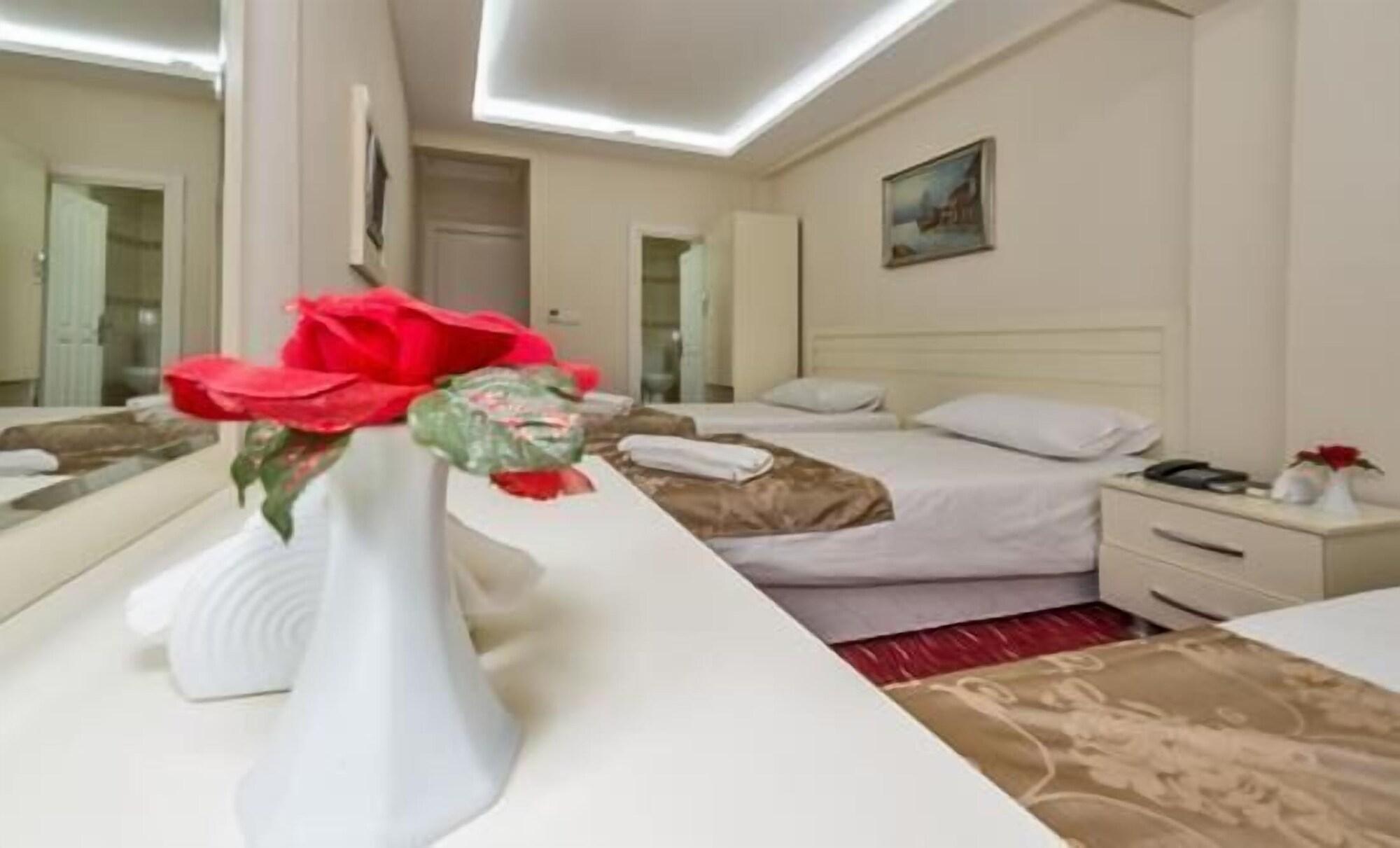 Maral Hotel Истанбул Екстериор снимка